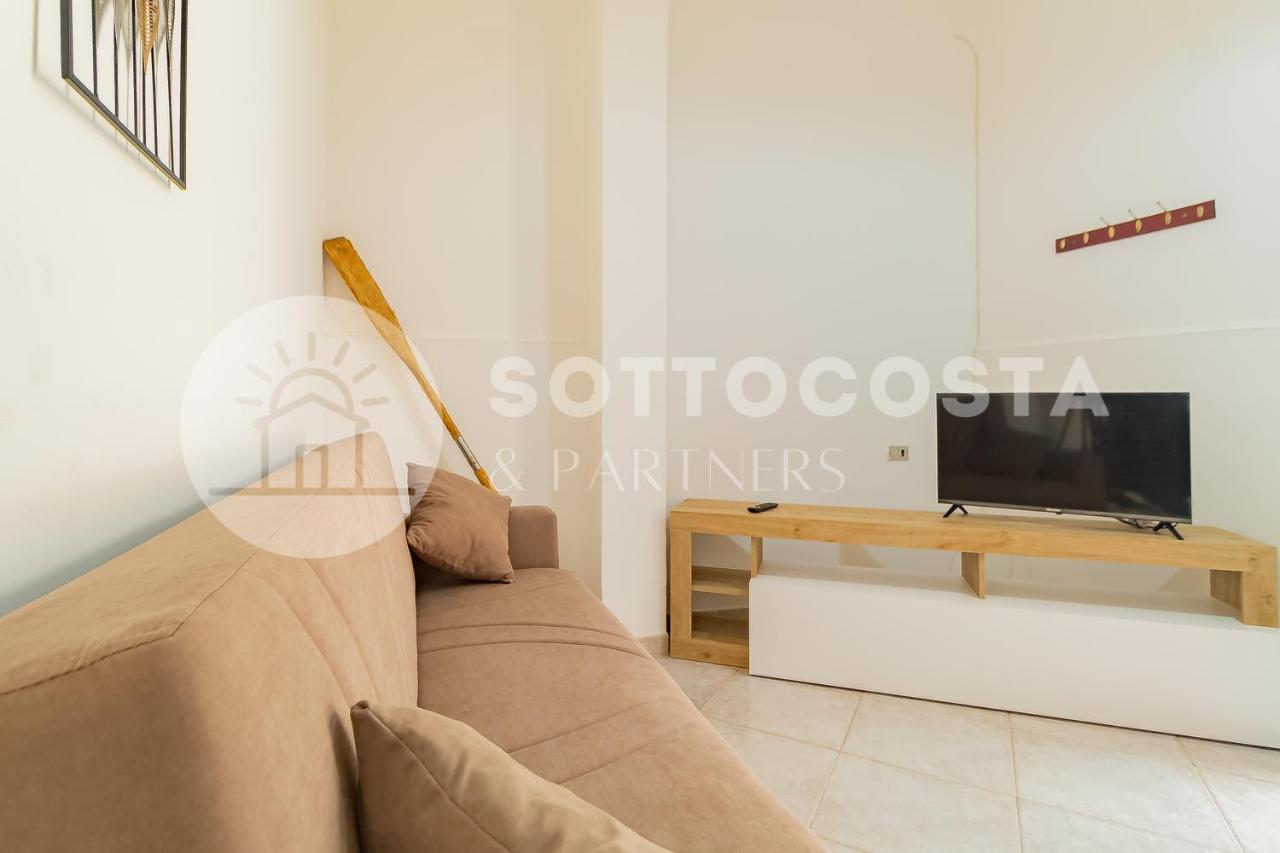 Moon & Sun Flat - Sant'Isidoro Apartment Sant Isidoro  Exterior photo